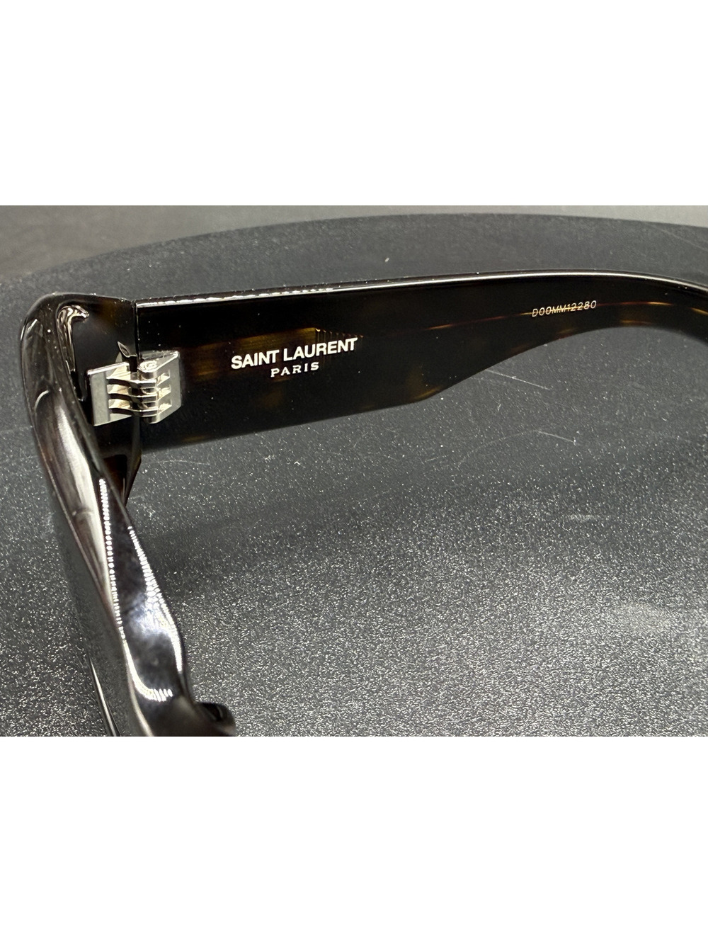 Saint Laurent SL 809 Tortoiseshell Rectangular Sunglasses - Picture 4 of 12